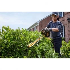 OUTDOOR TOOLS Dewalt DCHT870B 60V MAX* 26 In. Brushless Cordless Hedge Trimmer (Tool Only) 17 OUTDOOR TOOLS Dewalt DCHT870B 60V MAX* 26 In. Brushless Cordless Hedge Trimmer (Tool Only)