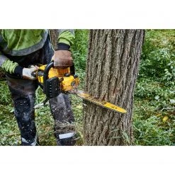 DEWALT DCCS672X1 60V MAX* 18 IN. 3.0Ah BRUSHLESS CORDLESS CHAINSAW OUTDOOR TOOLS 14 DEWALT DCCS672X1 60V MAX* 18 IN. 3.0Ah BRUSHLESS CORDLESS CHAINSAW OUTDOOR TOOLS