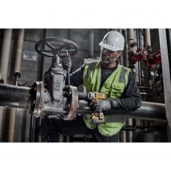 Dewalt DCF891P2 20V MAX* XR® 1/2 In. Mid-Range Impact Wrench Kit With Hog Ring Anvil