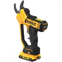 DEWALT DCPR320D1 20V MAX* 1-1/2 In. Cordless Pruner Kit OUTDOOR TOOLS 12 DEWALT DCPR320D1 20V MAX* 1-1/2 In. Cordless Pruner Kit OUTDOOR TOOLS
