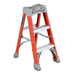 LOUISVILLE FS1503 - LADDER 3-FOOT FIBERGLASS STEP LADDER, TYPE IA