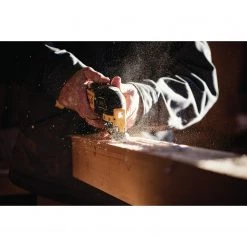 DeWalt DCS356D1 - 20V Brushless Oscillating Multi-Tool Kit