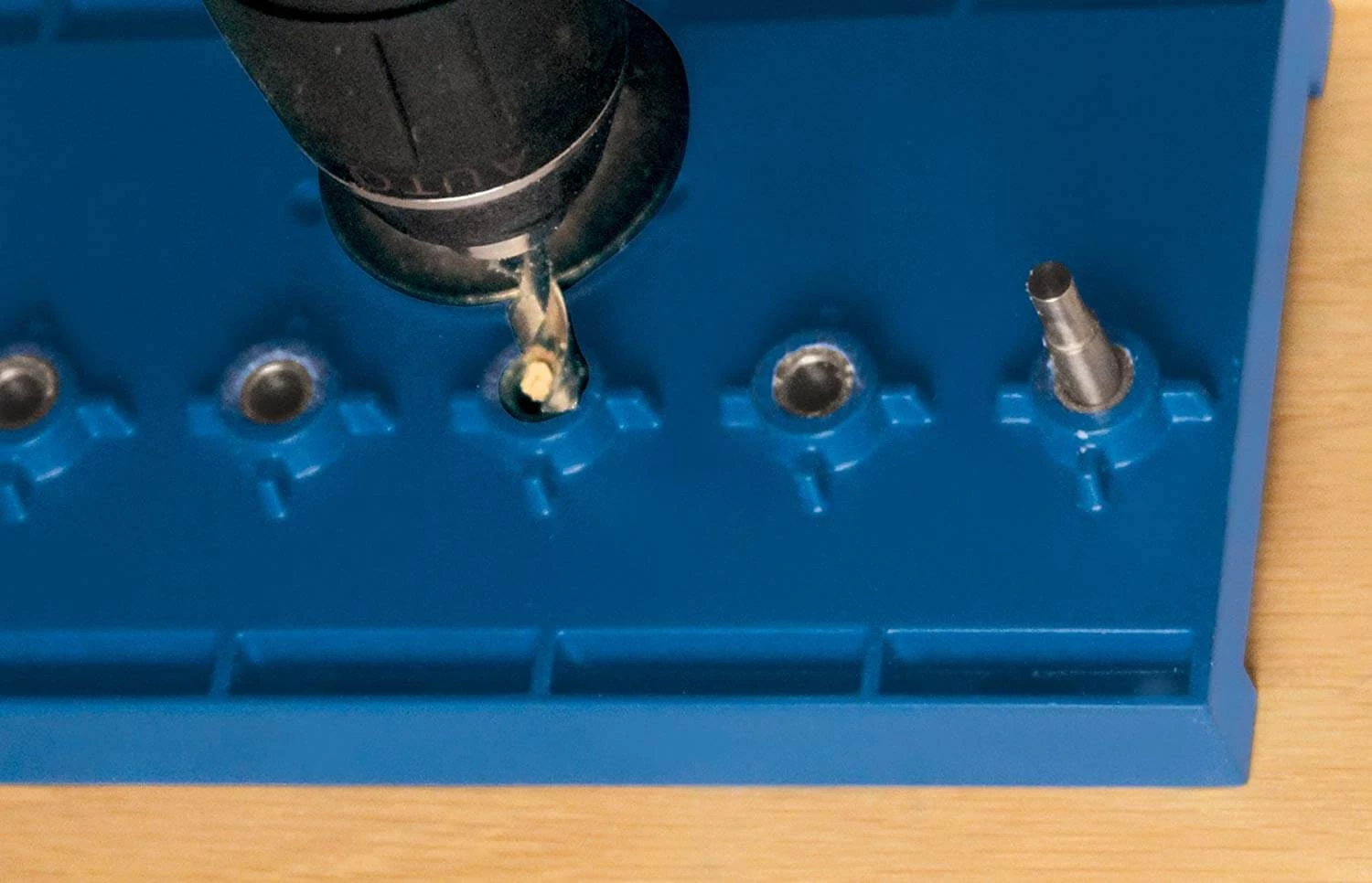 KREG TOOLS Kreg Shelf Pin Jig SALE 5 KREG TOOLS Kreg Shelf Pin Jig SALE