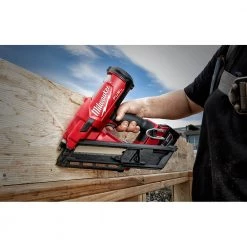 Milwaukee 2745-21 - M18 FUEL 30 Degree Framing Nailer Kit POWER TOOLS